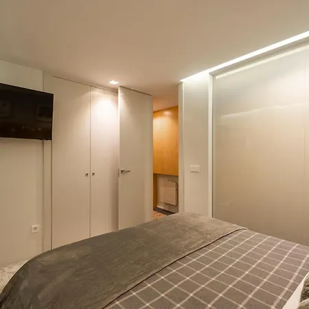 Apartment Snow